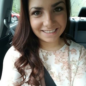 Meet your Posher, Sara