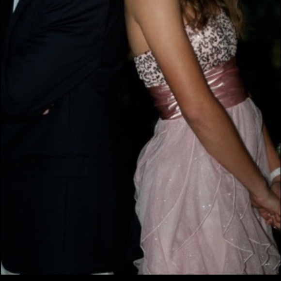 High-low homecoming dress - Picture 3 of 4