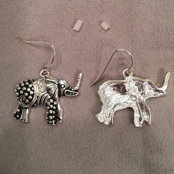 ALABAMA FANS Elephant Pierced Earrings silver/blck - Picture 4 of 4