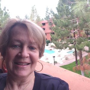 Meet your Posher, Patti