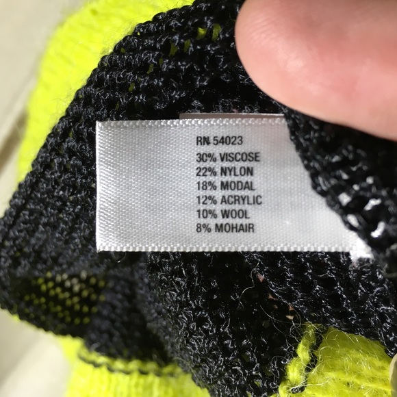 Women's loose knit wool blend sweater. Sz M - Picture 4 of 4