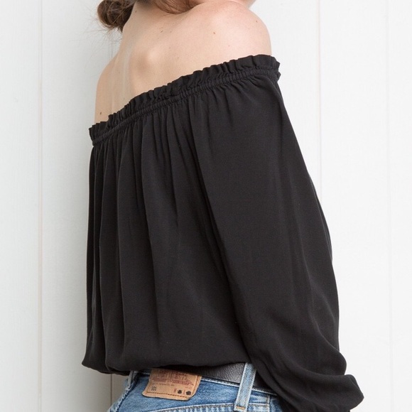 Brandy Melville Black Maura Top NWT