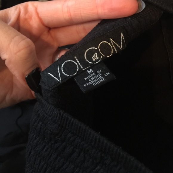 Ruffled Volcom Dress - Picture 4 of 4