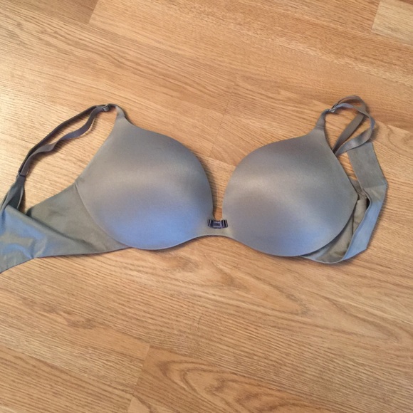 Victoria's Secret Plunge Bra 34DD
