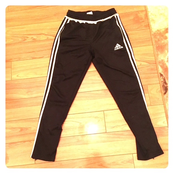 Women's Adidas Joggers 🔥