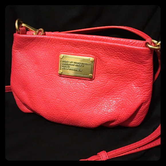 Beautiful  Red Marc Jacobs Classic Q Crossbody