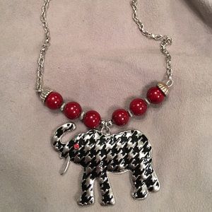 ALABAMA FANS Elephant Houndstooth Necklace