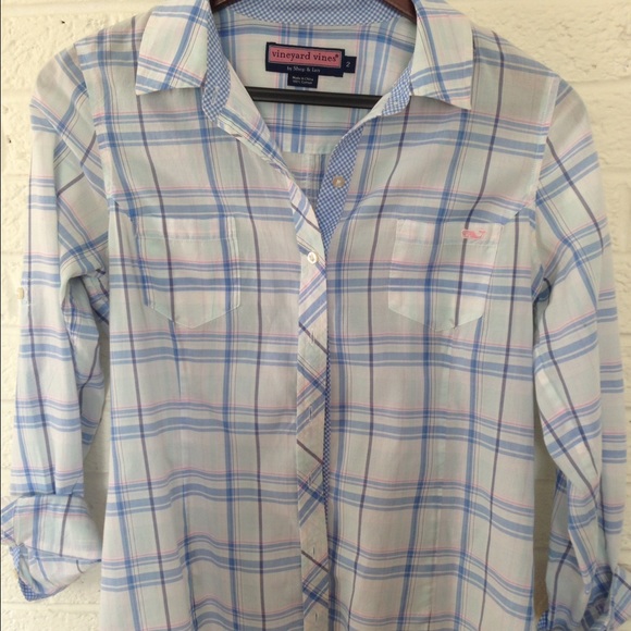 Vineyard vines button down shirt-size 2