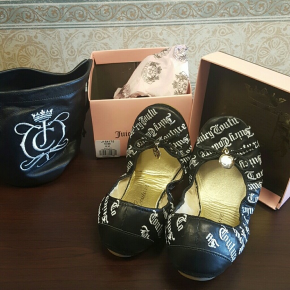 Juicy Couture  Shoes - Juicy Couture black ballet flats size 9
