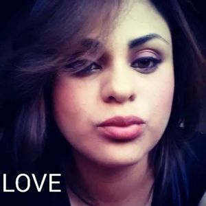 Meet your Posher, Noemi