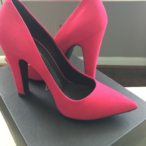Suede pink pumps - Picture 3 of 3