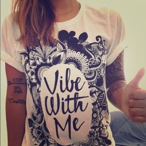 Vibe with Me Graphic T-shirt