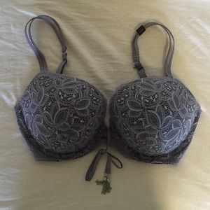 SALE**NWT blue Victoria's Secret push up bra
