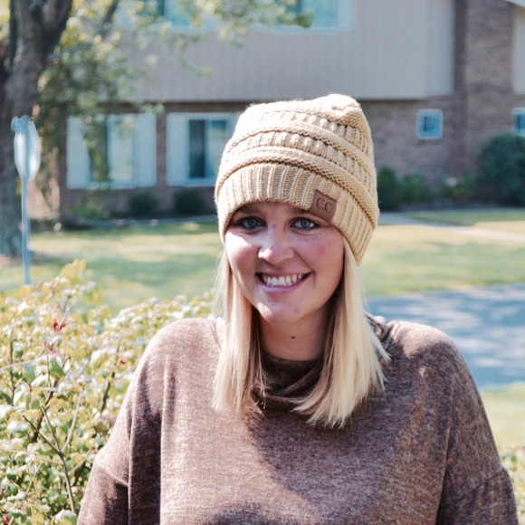 🎉NEW YEAR SALE🎉 BEST SELLER! C. C. Beanie - Picture 2 of 3