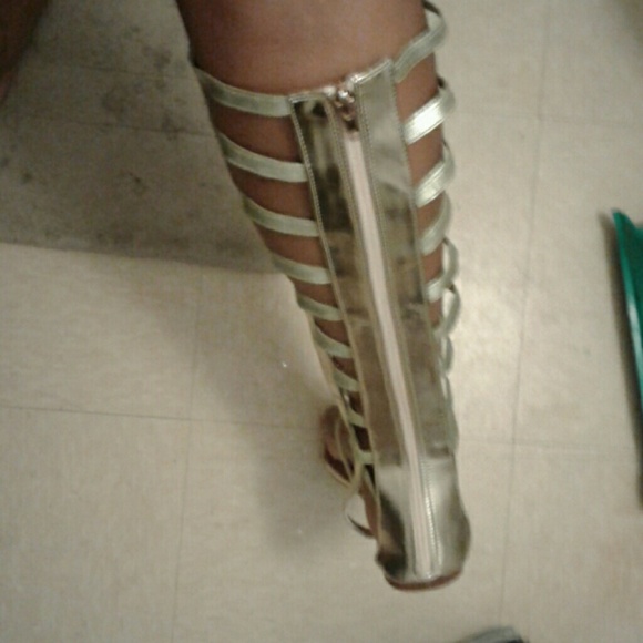 Meet your Posher, Ana - Picture 4 of 4