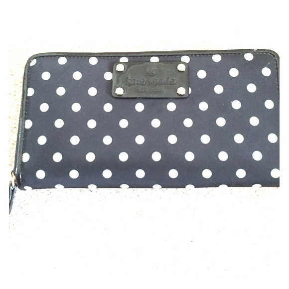 Kate spade wallet - Picture 1 of 1
