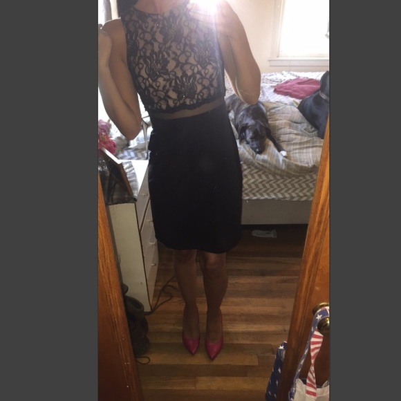 Dress - Picture 3 of 3