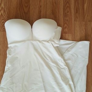 Strapless Bra and Slimming Body Slip