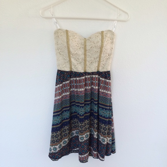 Crochet boho strapless dress