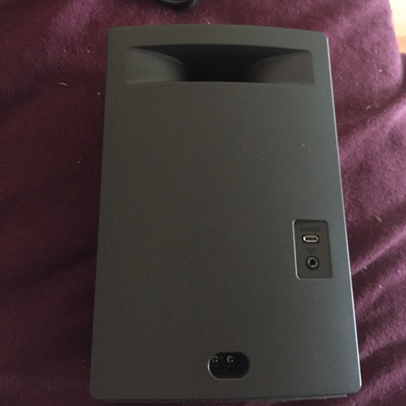 Bose - Picture 2 of 4