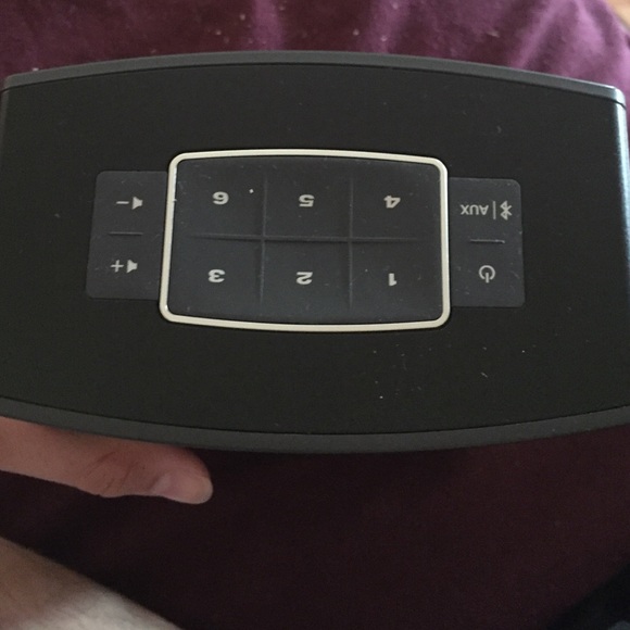 Bose - Picture 3 of 4