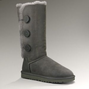 Ugg grey Bailey button triplet