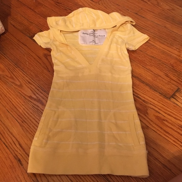 Abercrombie top