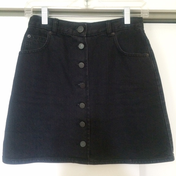 Black denim mini skirt - Picture 3 of 7