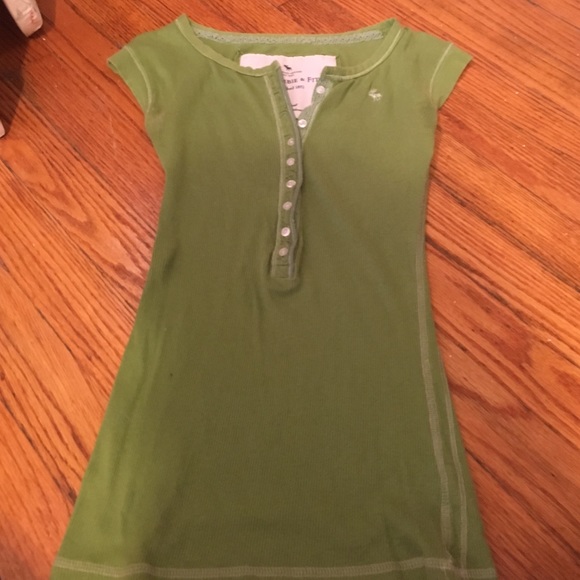 Abercrombie top