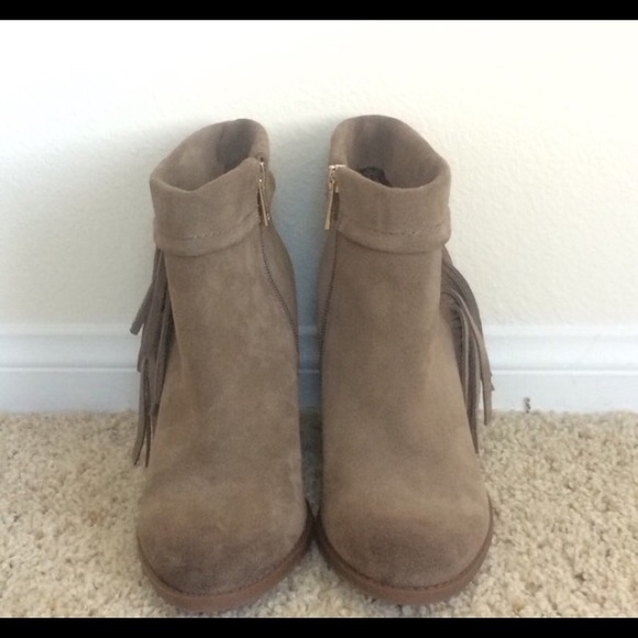 Jessica Simpson booties - Picture 2 of 4