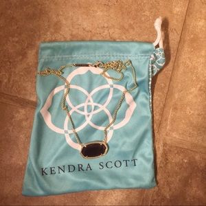Kendra Scott necklace