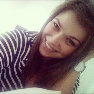 Meet your Posher, Alexandra