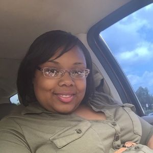 Meet your Posher, Jasmine