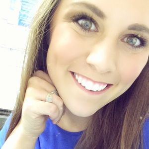 Meet your Posher, Lauran