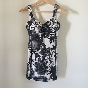 Lululemon workout top