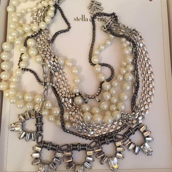 Starlet Pearl Necklace