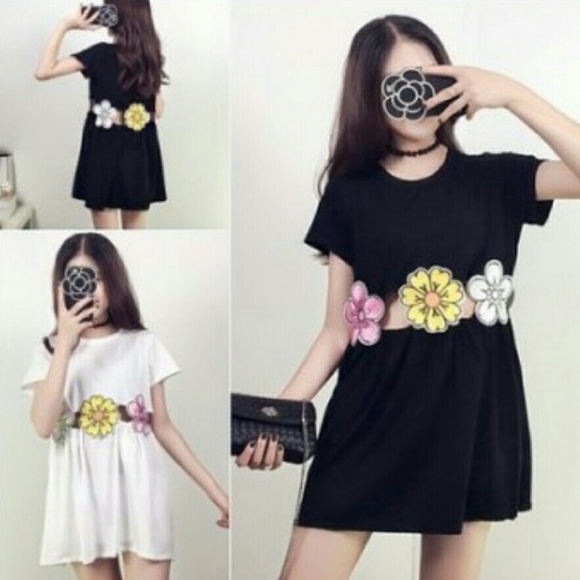 SALE Flowered out t-shirt dress