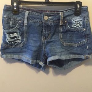 Amethyst jean shorts