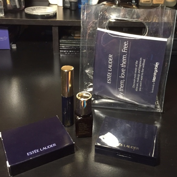 Estee Lauder Makeup Kit