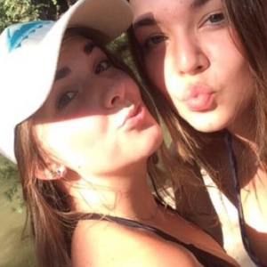 Meet your Posher, Abbi