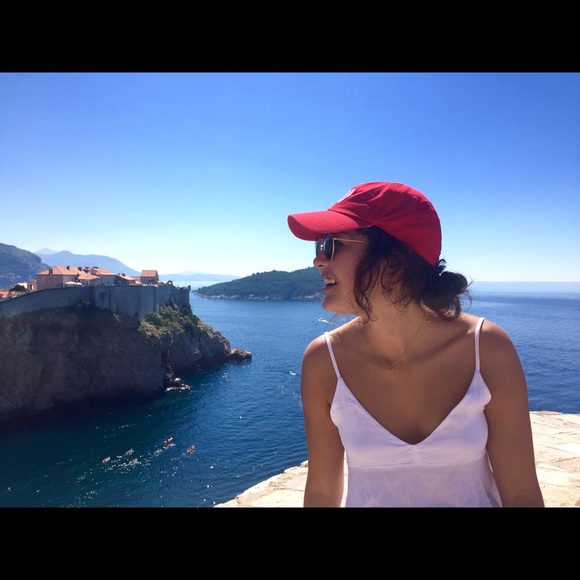 Meet your Posher, Alison