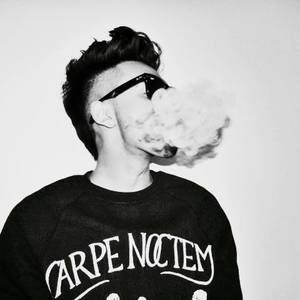 Meet your Posher, Leon