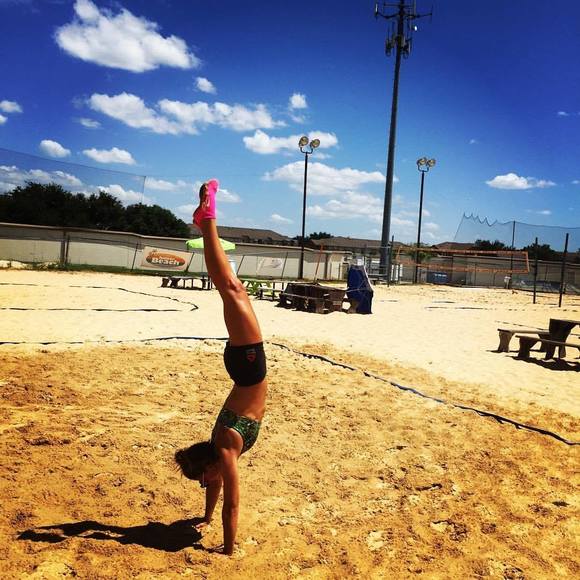 Meet your Posher, Caitlin - Picture 1 of 1