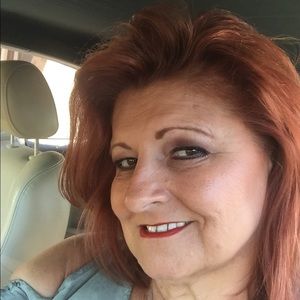 Meet your Posher, Gina