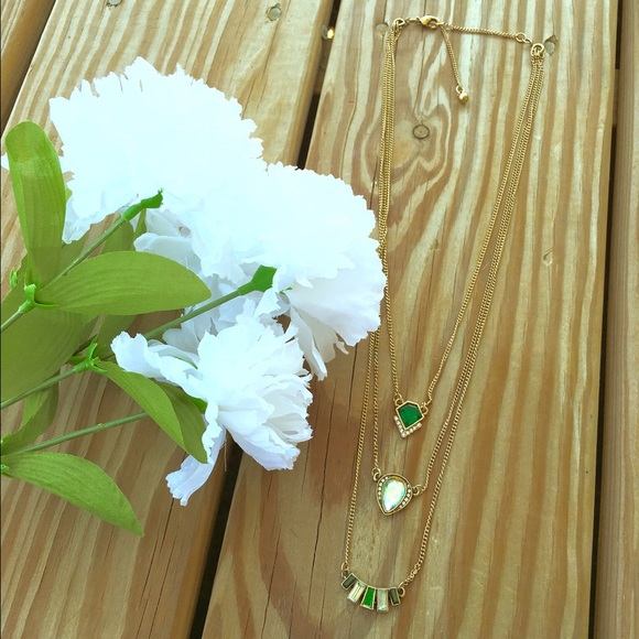 Green convertible necklace - Picture 4 of 4