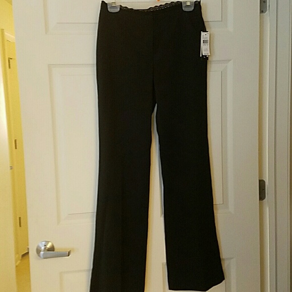 A. Byer Pants - 💓NWT STRETCH BLACK WORK PANTS/CUTE LACE💓
