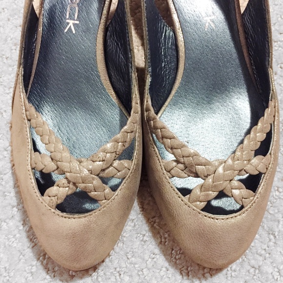 Daniblack "Pewter Suede" Slingbk Wedge Sandals - Picture 4 of 4