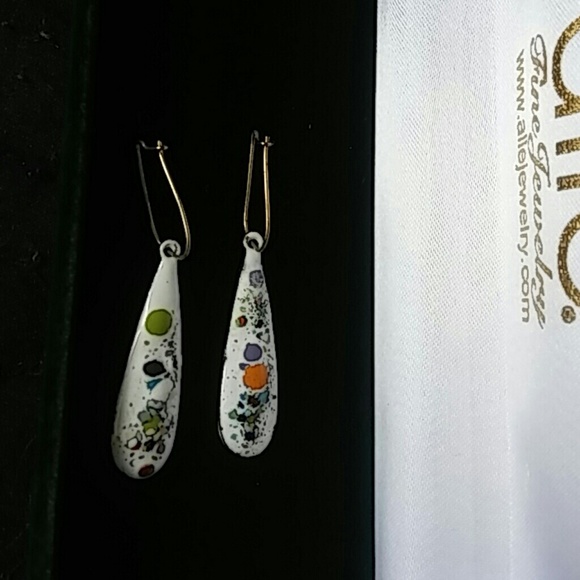 Art splatter dangle earrings...