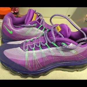 Worn once! 8.5 women's Nike airmax 95 limited ed.