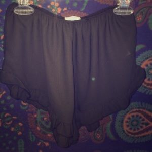 Brandy Melville Vodi Shorts